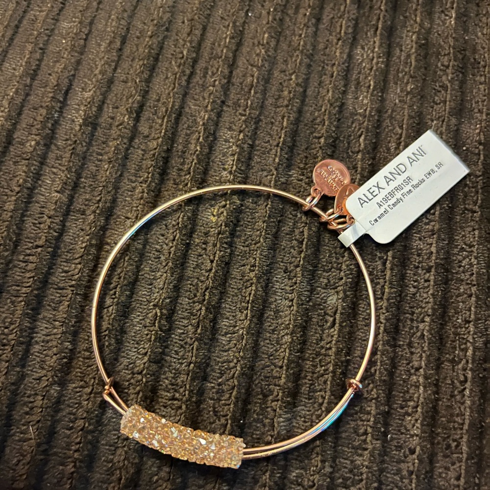 Alex and Ani star of Venus bracelet! Never worn!